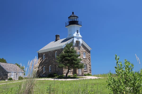 A nice spot for a picnic and a stroll along the beach.