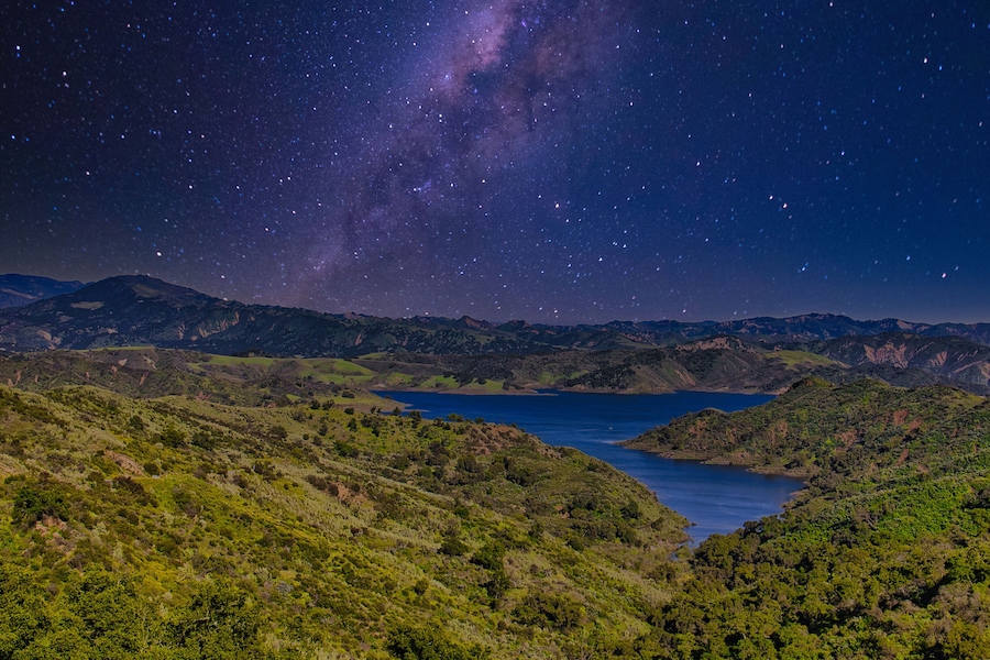 Winter storms fill Lake Cachuma in Ojai California