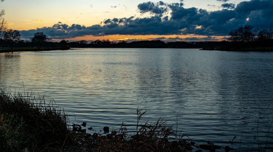 Tranquil Lake at sundown in suburban Chicago, IL