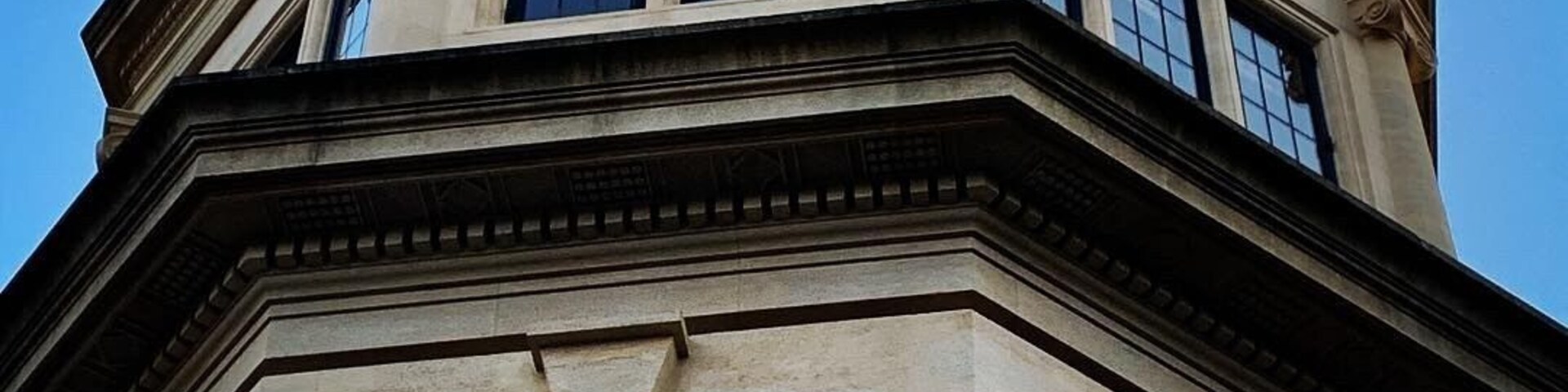 « It’s later than you think... but it’s never too late » - Siew-Sngiem Clock Tower