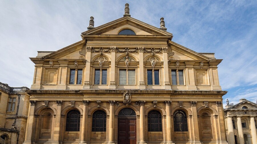 The Sheldonian Theater in Oxford is used by the University for music concerts, lectures, and ceremonies. It was built from 1664 to 1669 from a design by Christopher Wren, one of the most highly acclaimed English architects in history.
Self-guided tours of the theater