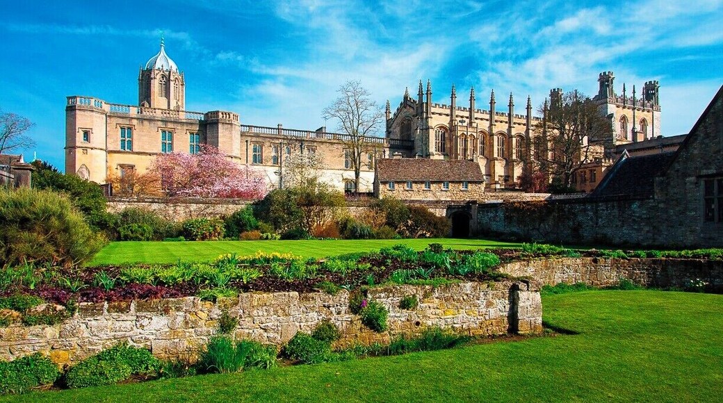 Christ Church is a constituent college of the University of Oxford, established in 1546. It has produced 13 British prime ministers, which is equal to the number produced by all other 45 other Oxford colleges put together.
Lewis Carroll's novel 'Alice's Adventures in Wonderland' was inspired and written at Christ Church. Additionally, many scenes in the Harry Potter films were shot in various locations of the college, the most famous taking place in the Great Hall, which doubled as Hogwart's dining hall.