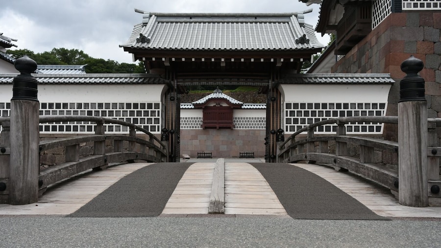 Main exit after the tour of the building. Get down low.