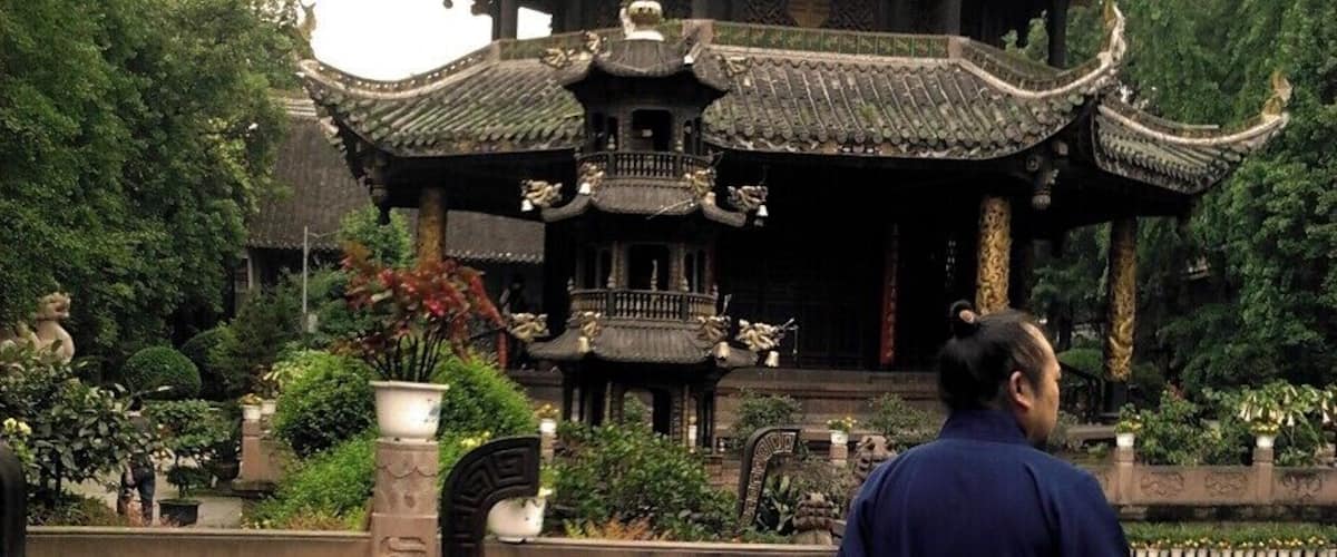 Entering the Green Ram Taoist Temple in Chengdu, the oldest and largest in the city.