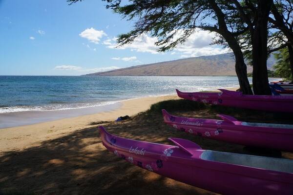 Kihei has 6 miles of beaches, if you don't like crowds, there are several spots to stop along the road and go for a swim. #beach #maui #Hawaii #kihei #unitedstates #USA #AquaTrove