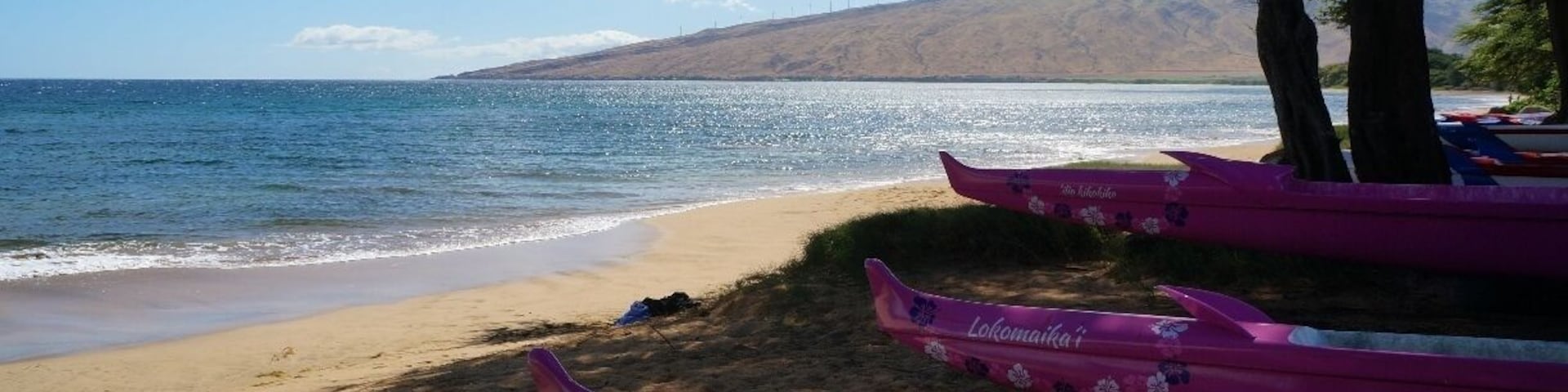 Kihei has 6 miles of beaches, if you don't like crowds, there are several spots to stop along the road and go for a swim. #beach #maui #Hawaii #kihei #unitedstates #USA #AquaTrove