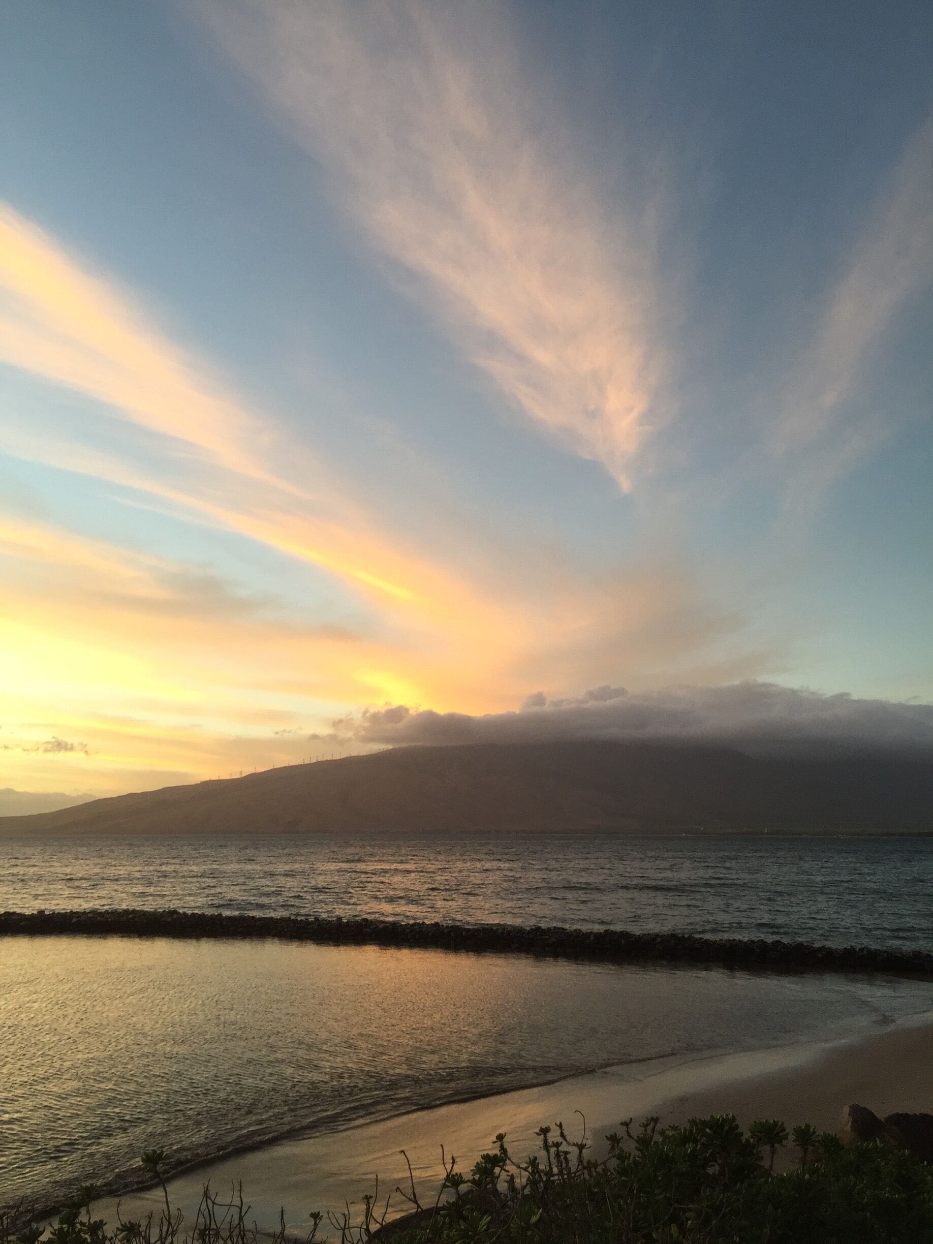 Golden sunset Maui fishpond
#Golden