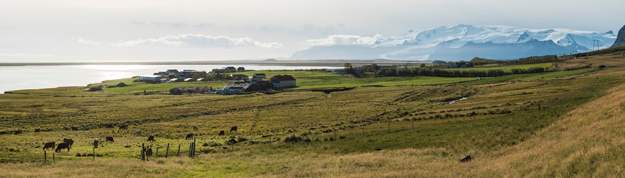 Hali, a small village 13km from Jokulsarlon, with Vatnajokull Glacier behind, Iceland, Europe