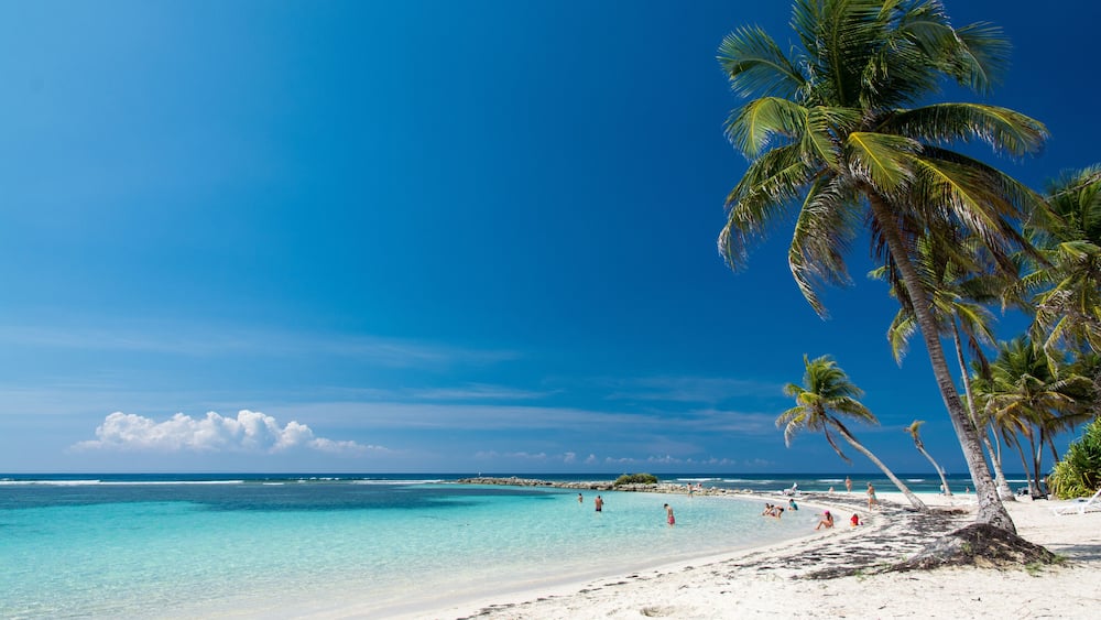 Guadeloupe - Plage de la Caravelle - Sainte-Anne
