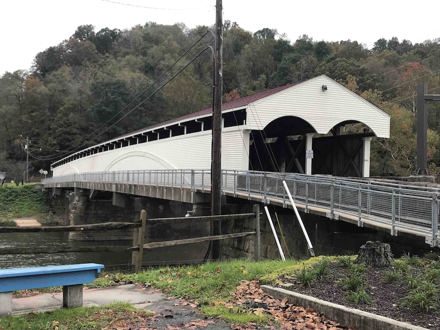 Only 2 lane covered bridge I ever saw.
