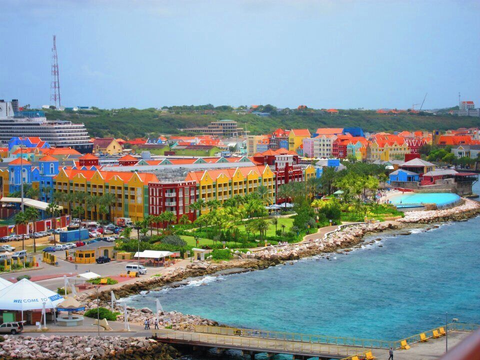 #TroveOn The bright and colourful town of Willemstad, Curacao. #waterlust