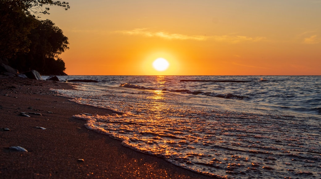 Beach Sunset - Lake Erie - Cleveland, Ohio