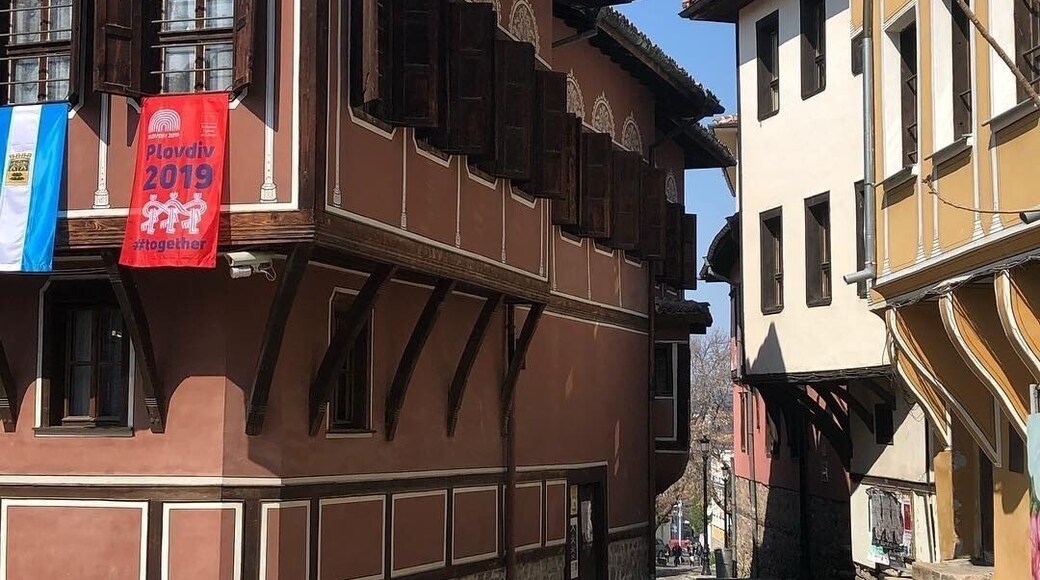 Plovdiv is an interesting mix of ancient history and 1980s USSR architecture. Ancient “Old Town” Plovdiv, first settled 6,000 years ago currently has buildings from the 1800s. This is a beautiful place to stay when visiting Plovdiv, Bulgaria.
#History