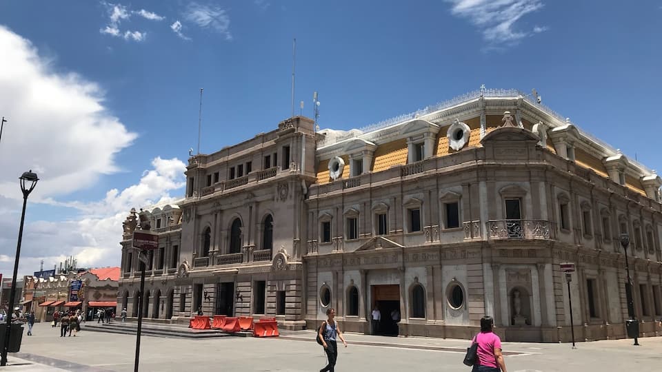 One of the best things about Chihuahua City is that it is walkable. Many of the old structures are preserved including 19th century houses, a remarkable Cathedral. There is music everywhere and often live bands and dancing in the zocalo.