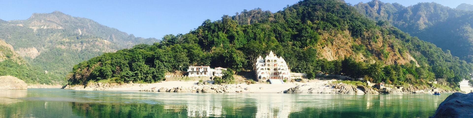 Beautiful view of the clear Ganga river in Rishikesh, India