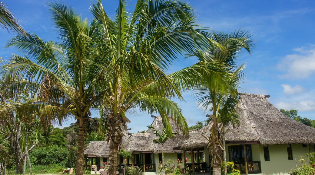 Uprising Beach Resort, Palm beach Pacific Harbour, Fiji
