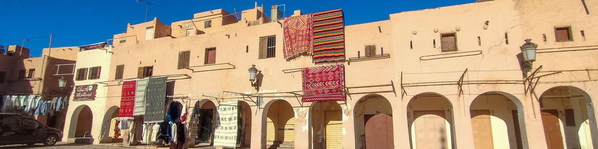 Market square in the city center of Ghardaia, a must-see place where rugs ,local crafts, and handmade carpets are sold. Oasis M'zab, Algeria,