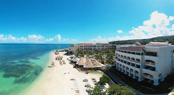 Panoramic aerial view of the wonderful caribbean beach resort on Jamaica, Montego Bay, Rose Hall Suites, Grand Rose Hall Suites, Iberostar