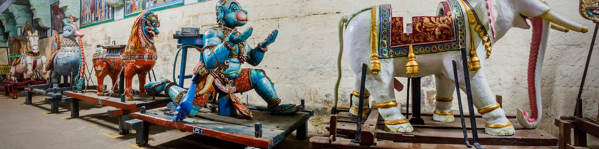 Madurai, Tamil Nadu, India: December 25, 2018: Beautiful sculptures in the Minakshi Sundareshvara Temple, Madurai, Tamilnadu, India