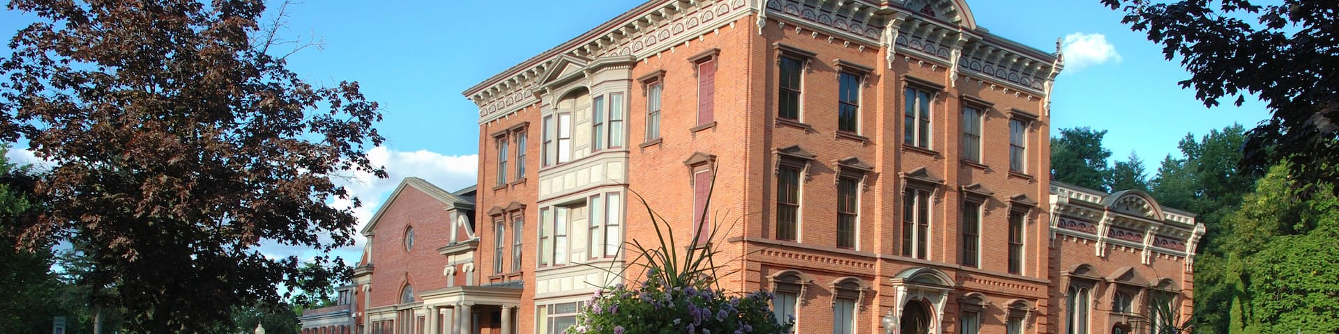 U.S.A., New York, Saratoga Springs, Historical Society building, downtown
