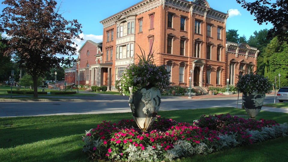 U.S.A., New York, Saratoga Springs, Historical Society building, downtown