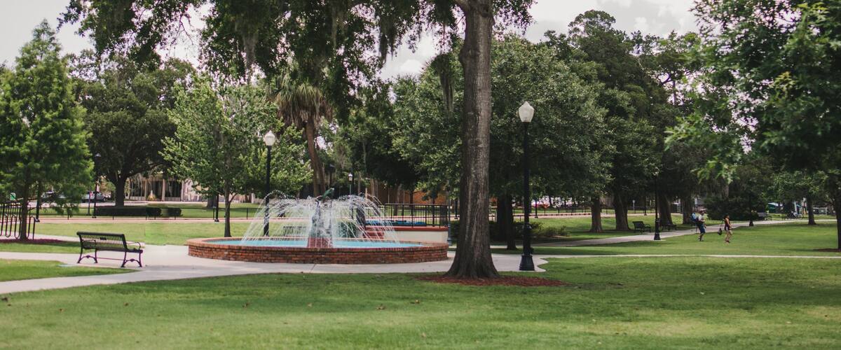 fountain in Winter Park is a city near Orlando, Florida. It’s known for its abundant outdoor spaces like leafy Central Park park avenue