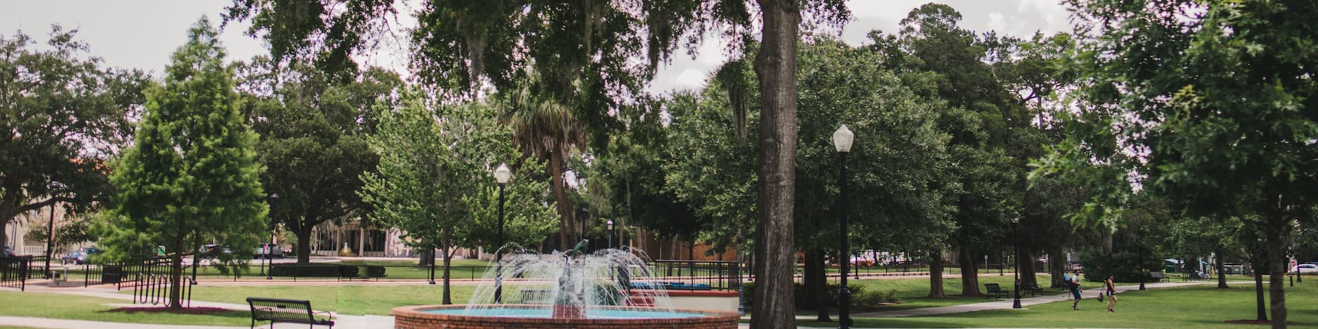 fountain in Winter Park is a city near Orlando, Florida. It’s known for its abundant outdoor spaces like leafy Central Park park avenue