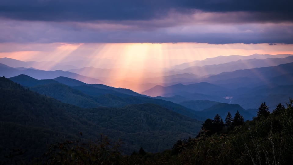 Sun Beams Light the Blue Ridge