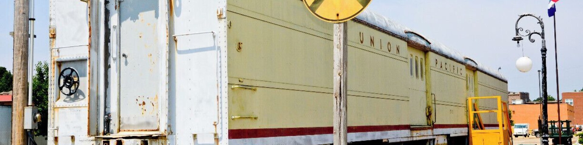 Mini Takes the States 2014 Road Rally Memphis to St.Louis Leg:
Moark Regional Railroad Museum
HOURS: Saturdays 1 p.m. - 4 p.m.
It was not open when I stopped by but there are a few rail cars and a locomotive outside.
#MTTS2014 #minitakesthestates #go11
#train