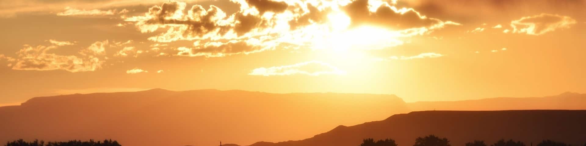 Beautiful #goldenhour outside of Powell Wyoming, I love how it delineates the layers.