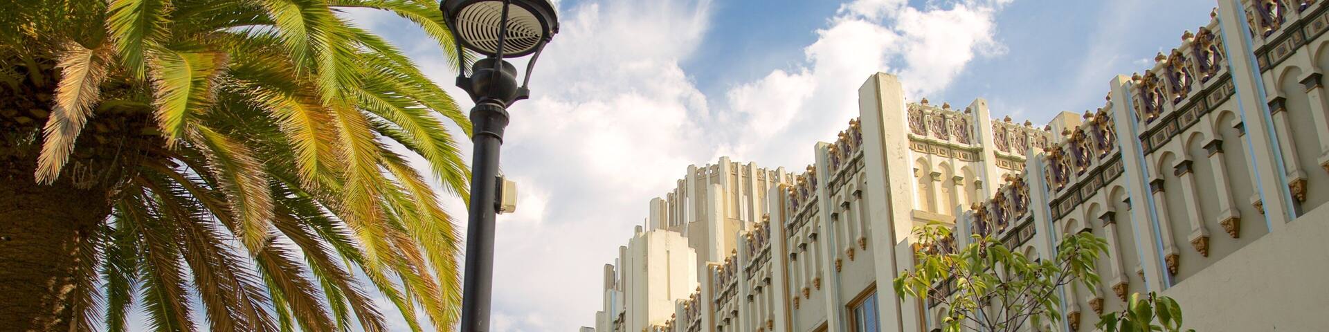 Redwood City which includes a city