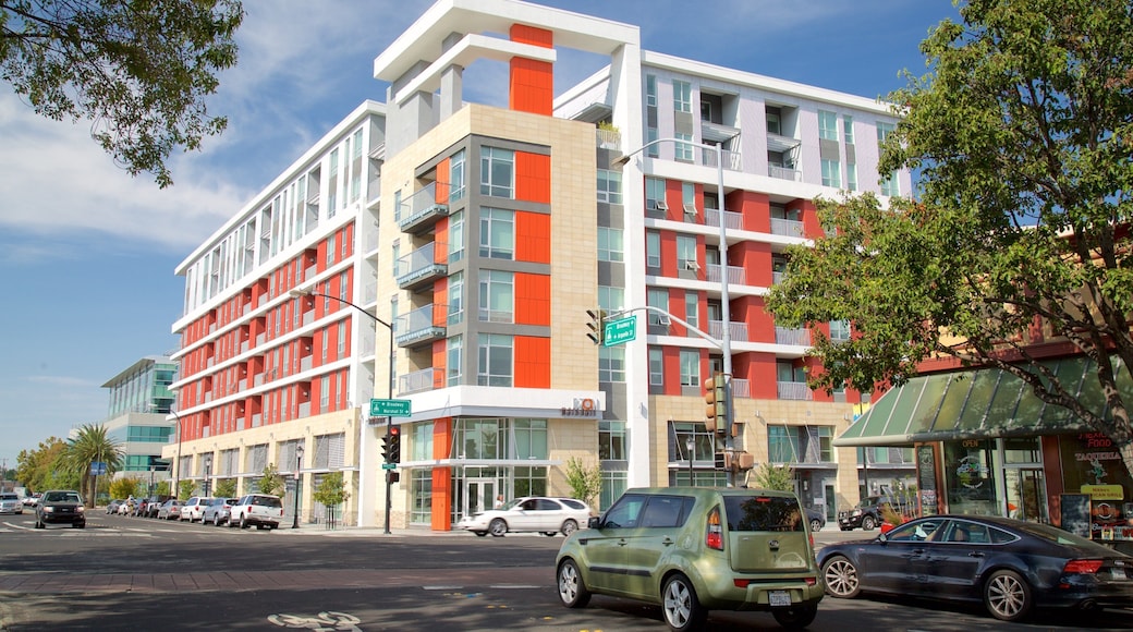 Redwood City featuring a city and street scenes