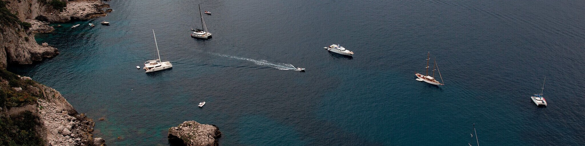 Great view from the garden.  Wish I had my drone with me so I can have a cliff view from the ocean.  Next time!