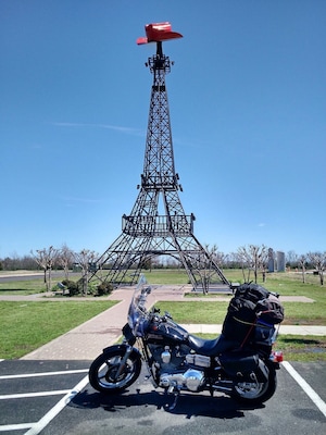 #roadtrip to the Texas Eiffel Tower! #notmybike #cowboyhatontop