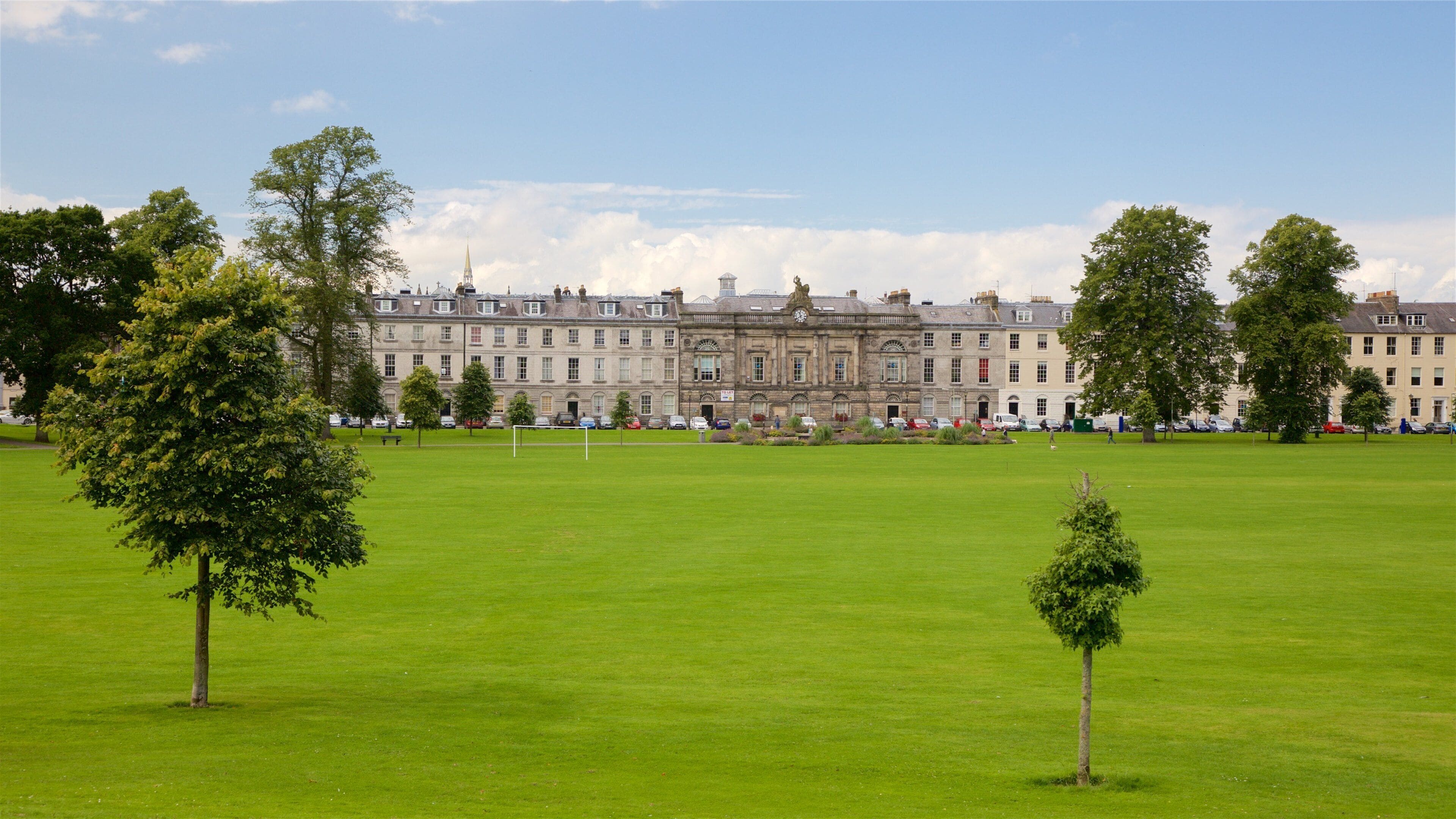 Perth showing a park