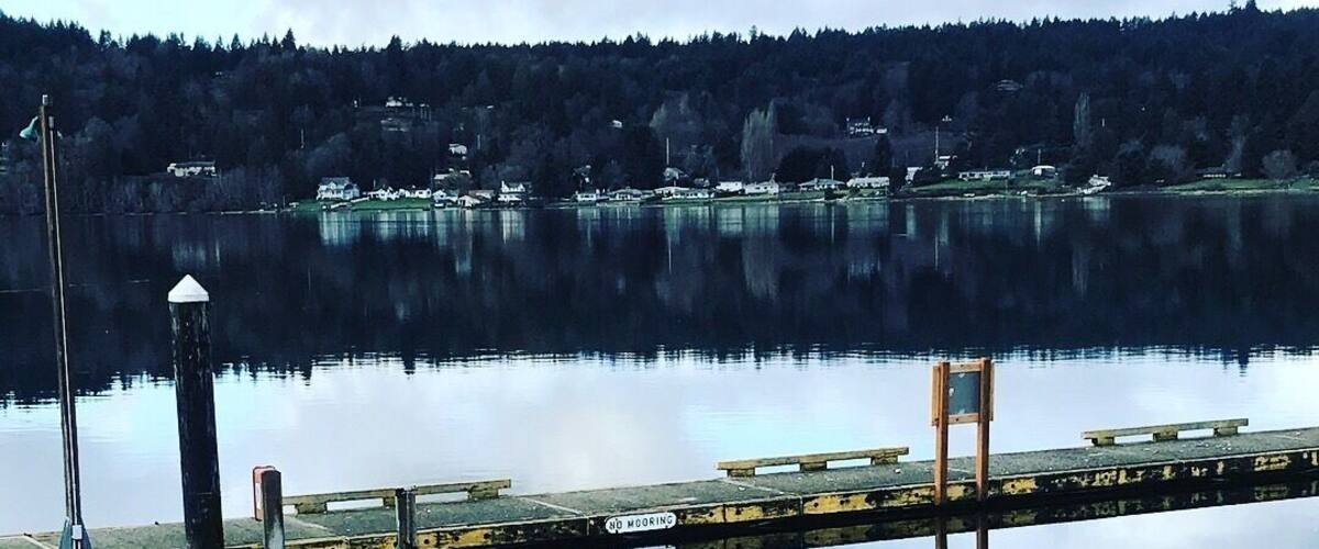 Great little town in Bain Bridge so peaceful there