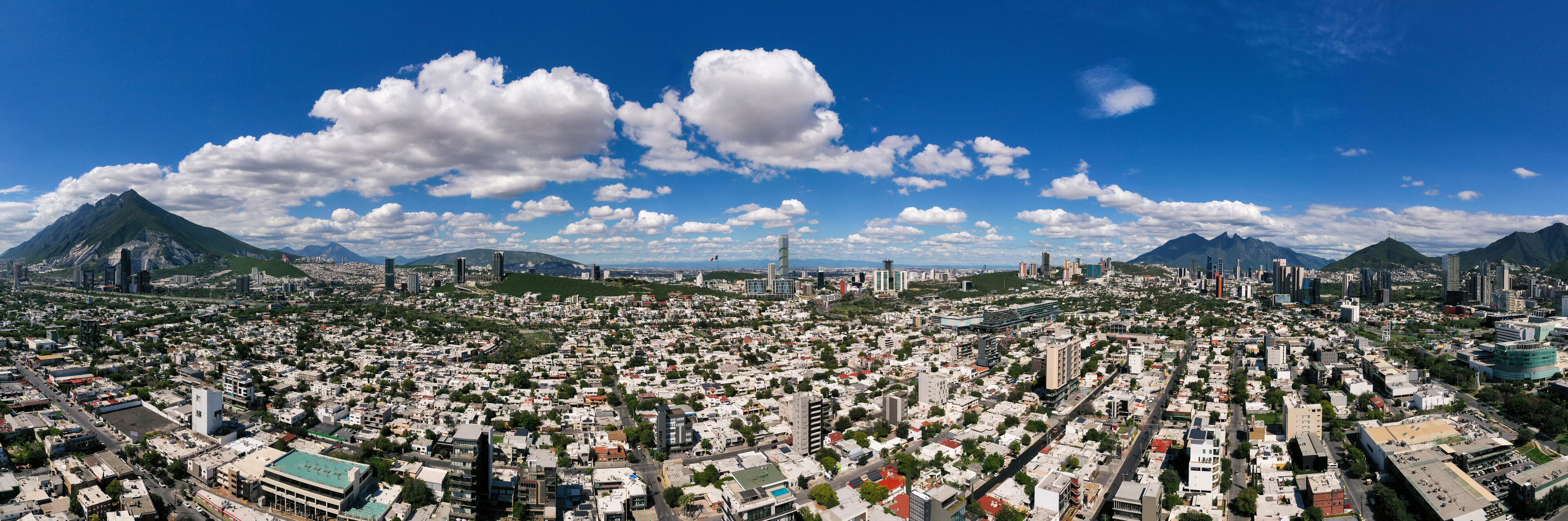 Panorámica aérea de Monterrey, México