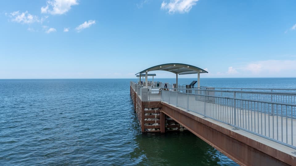 Painesville Pier