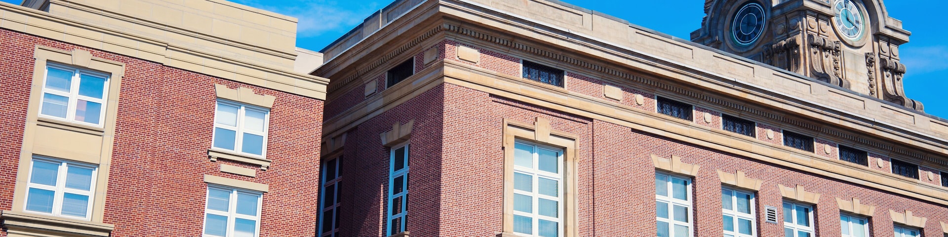 Old courthouse in the center of Painesville, Ohio.