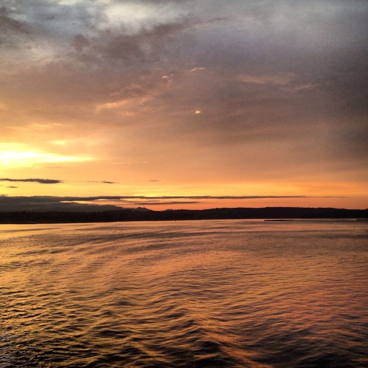Sunset on the Seattle-Bremerton ferry