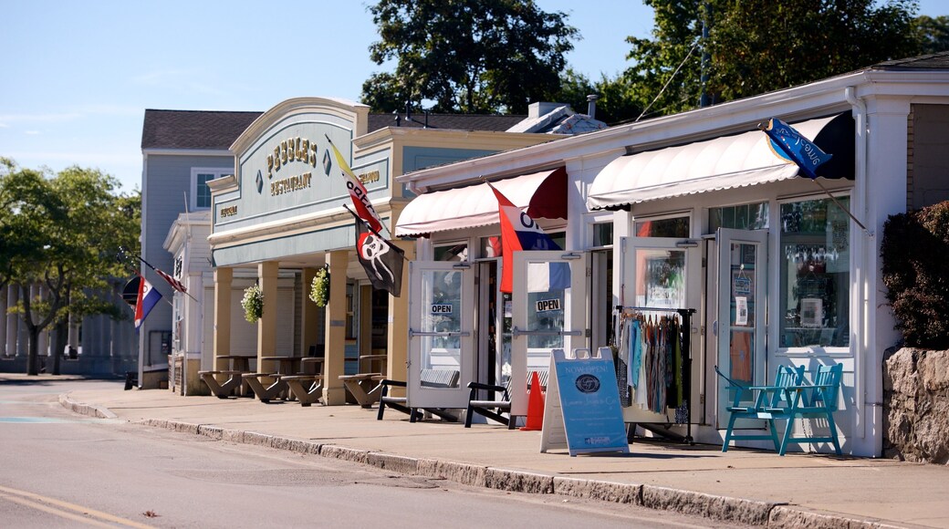 Plymouth featuring ostokset