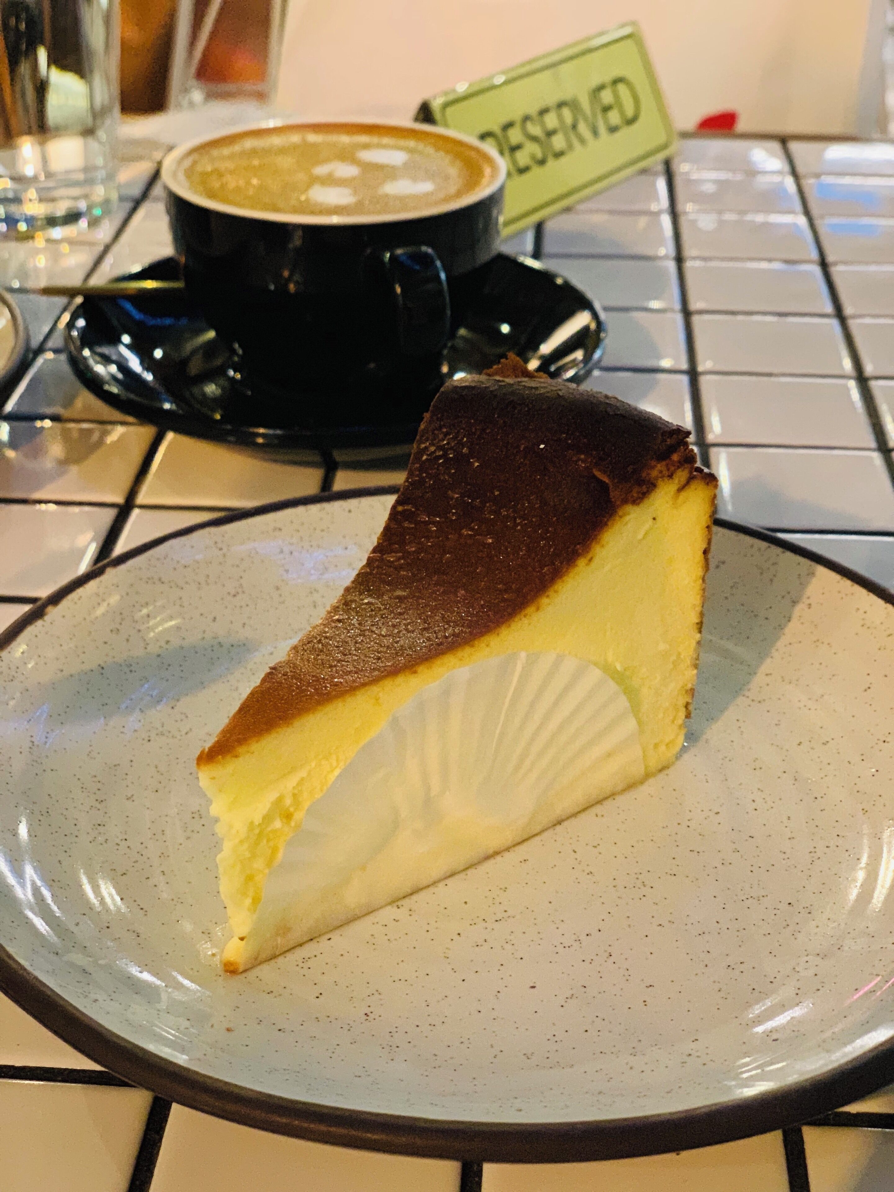 Burnt cheesecake at this cafe is the best so far!
