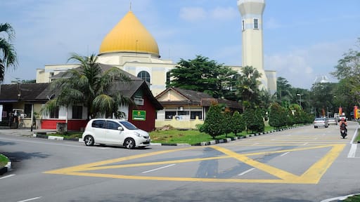 Exterior of Masjid Jamek Sultan Abdul Aziz at Petaling Jaya, Malaysia. Modern mosque and community building with Islamic design and architecture.