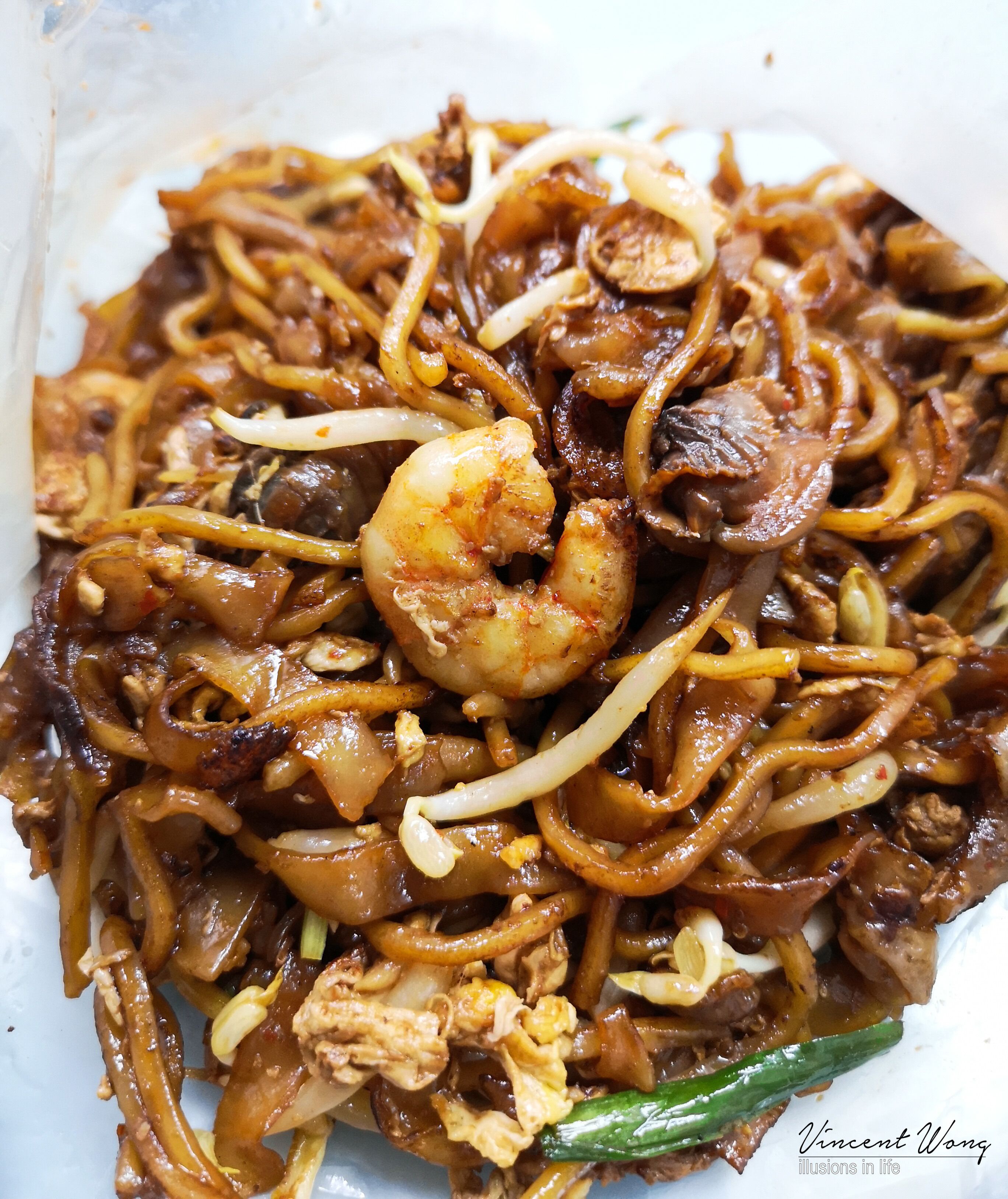 Craving for Char Kuey Teow! You can never get good enough anywhere outside of Malaysia. The cockles is an essential ingredient in this dish. Without it, it just ain't right. .



#photography #foodphotography #photooftheday #foodporn #foodideas #delicious #tasty #ckt #charkueyteow #friedkueyteow #penangfood #malaysianfood #foodie #cockles #favorite #phoneography #huaweip20pro #huawei #huaweiaddict