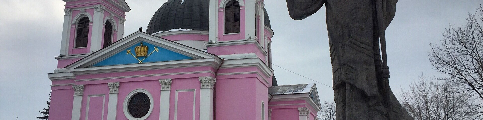 I can't help but wonder why they chose pepto pink as the exterior colour.