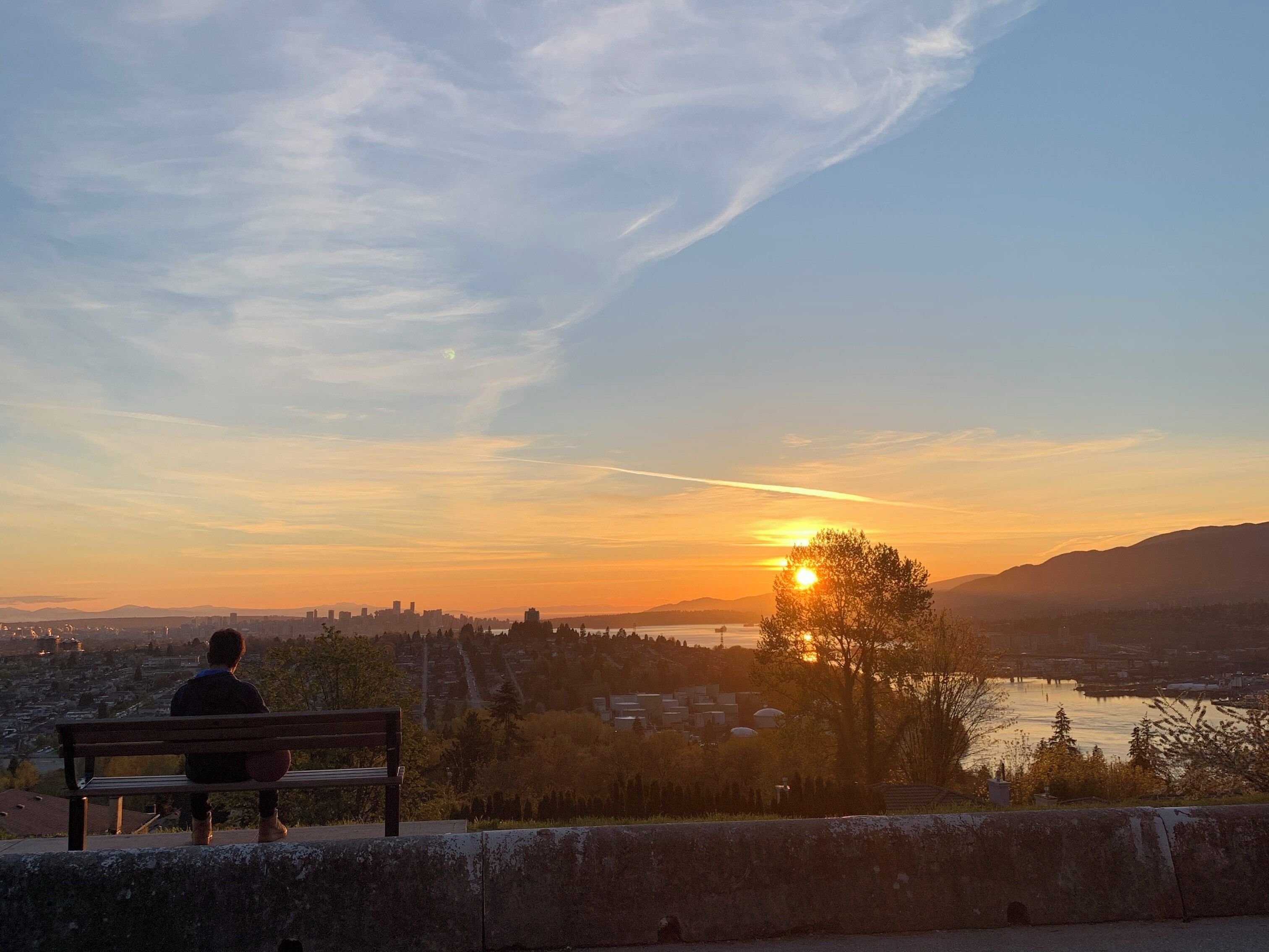 best place to wind down sit in your car to eat ice cream, great place for long car talks or view of the city