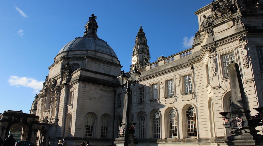 The Cardiff City Hall. I would comparably say it has a similar architecture as St Paul's Cathedral in London.The Edwardian Baroque style; definitely British with intricate statues. #architecture #cardiff #wales