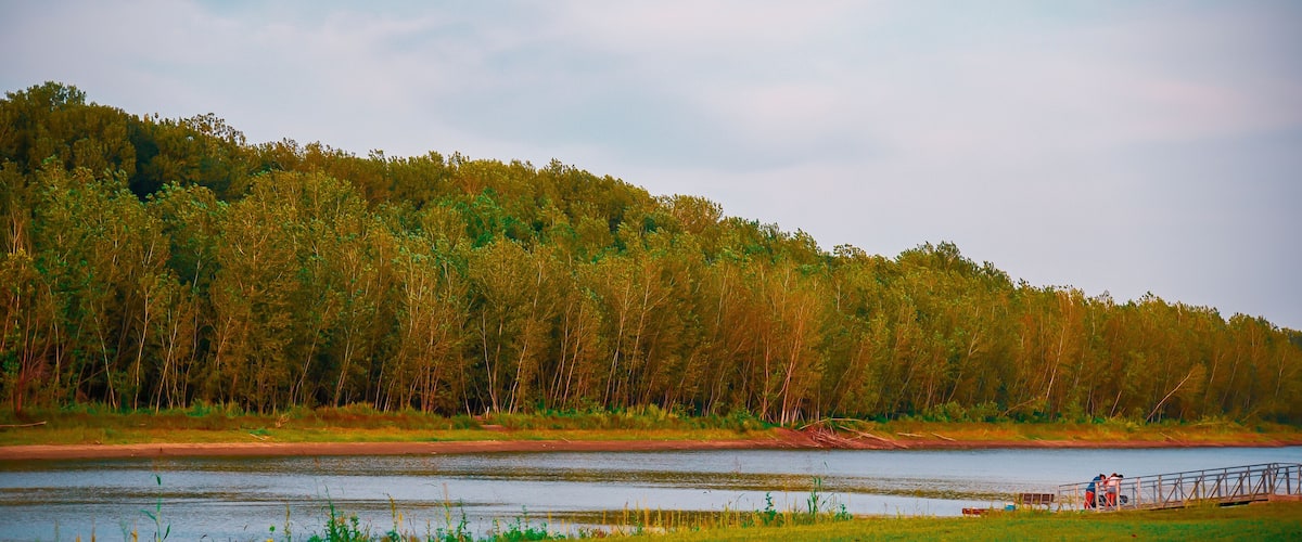 autumn landscape with lake Chesterfield Missouri