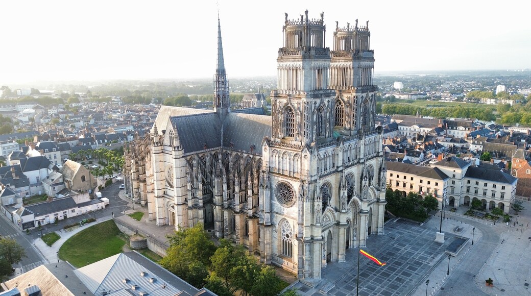 drone photo Cathédrale Sainte-Croix Orléans France europe