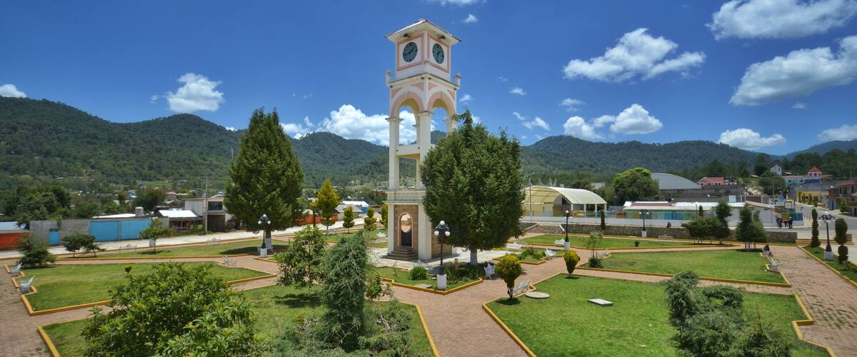 zocalo, guadalupe victoria mixteca oaxaca